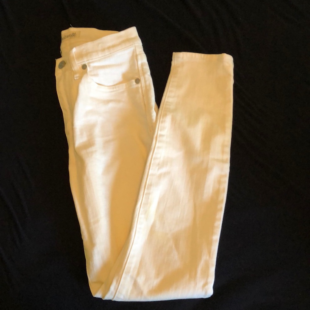 White Madewell “High Riser” jeans